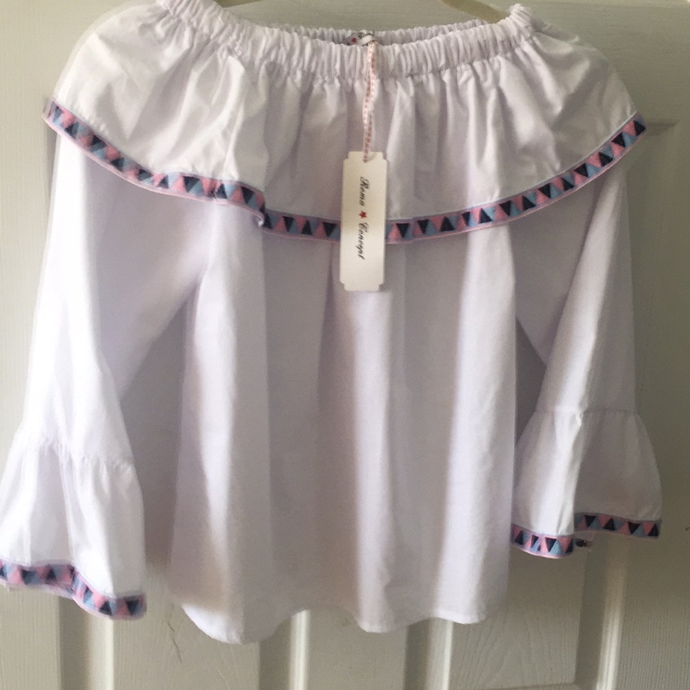 NWT Roma Concepts SMALL Off shoulder white blouse